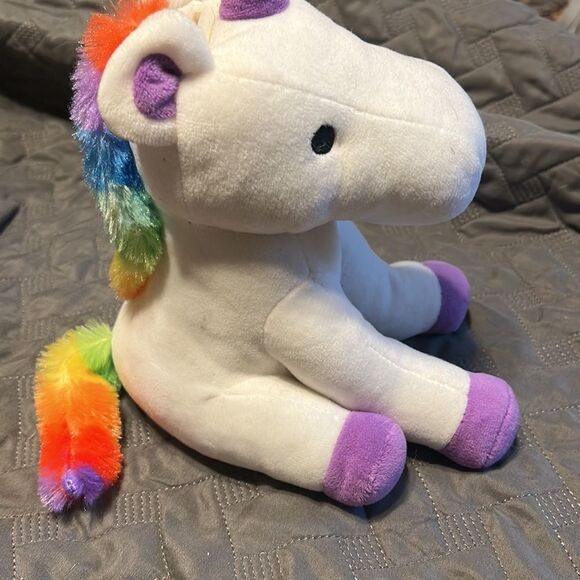 Fab Ny Unicorn Piggybank - Picture 4 of 8